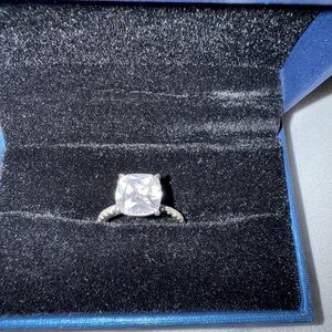 Elegant Silver Moissanite Diamond Ring